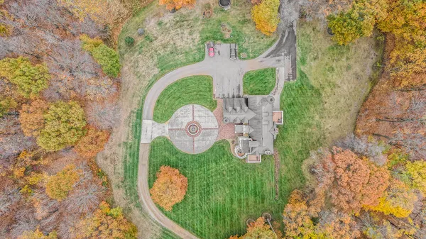 $2,125,000 | 2303 38th Street, Allegan, MI 49010