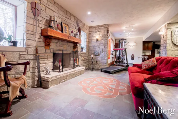 $2,125,000 | 2303 38th Street, Allegan, MI 49010