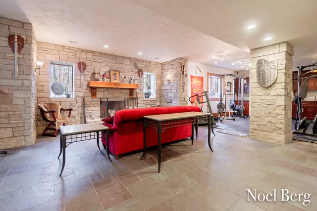 $2,150,000 | 2303 38th Street, Allegan, MI 49010