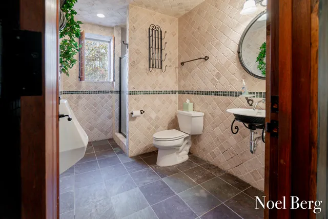 $2,150,000 | 2303 38th Street, Allegan, MI 49010