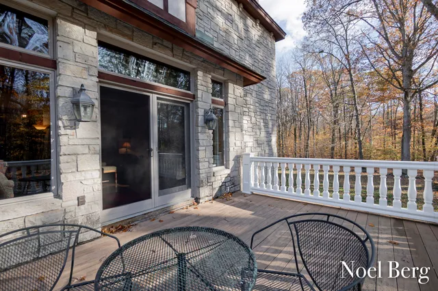 $2,150,000 | 2303 38th Street, Allegan, MI 49010