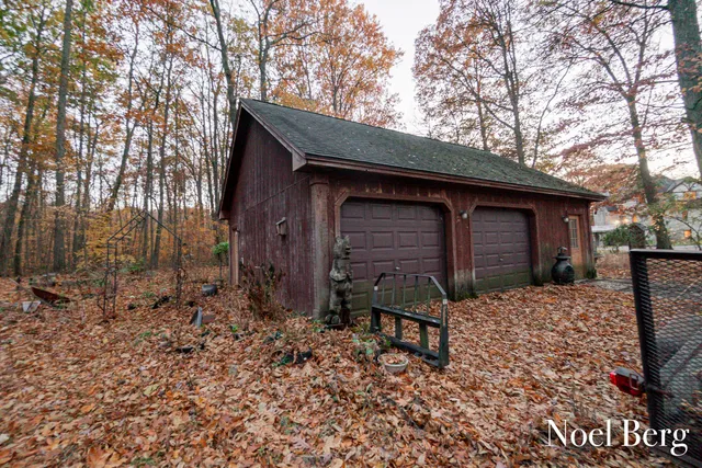 $2,150,000 | 2303 38th Street, Allegan, MI 49010