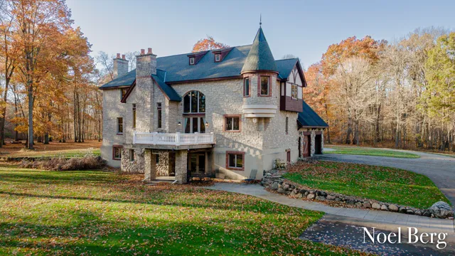 $2,150,000 | 2303 38th Street, Allegan, MI 49010