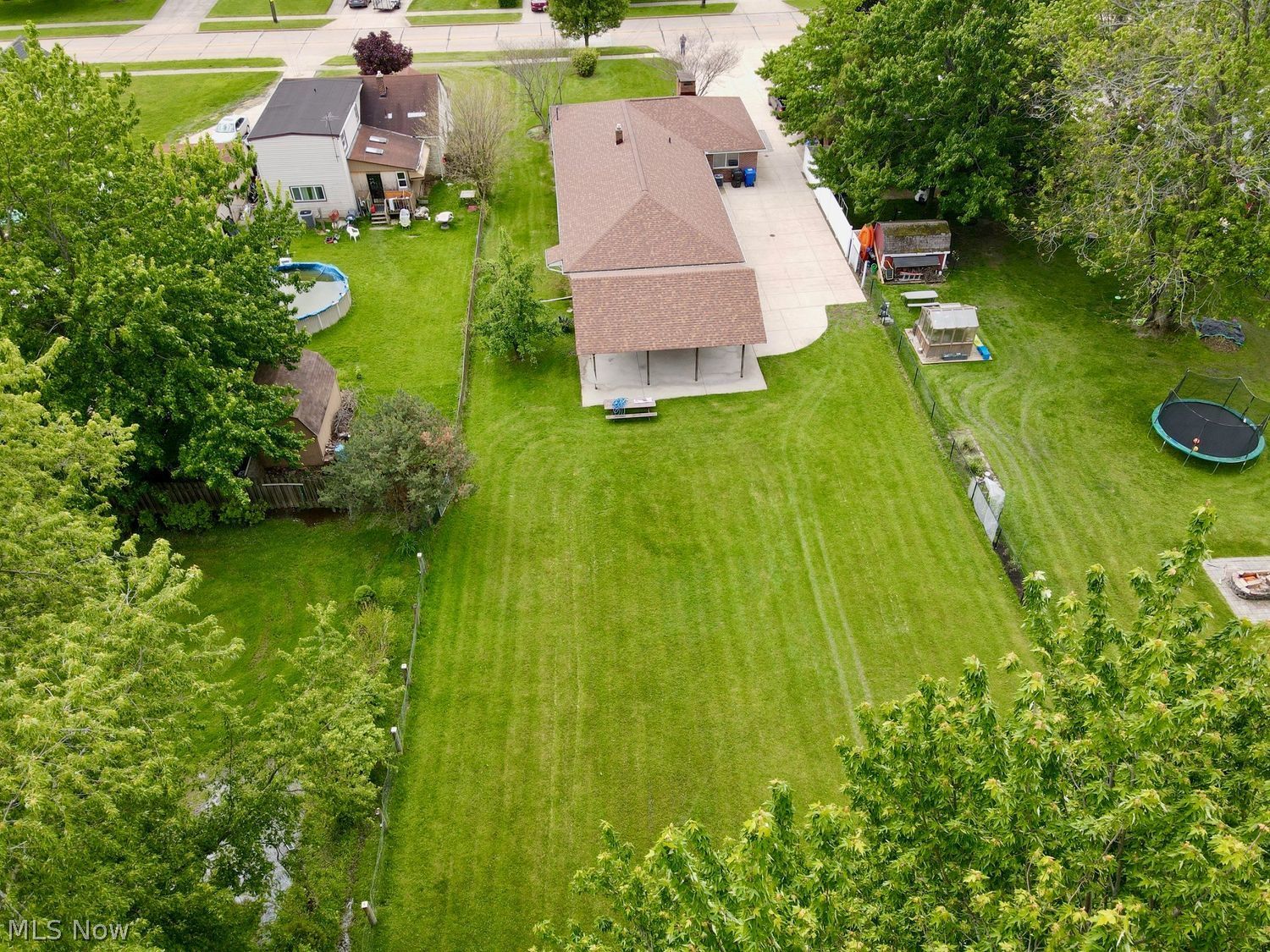 17900 Holland Road Brook Park, OH 44142 - Photo 29 of 32