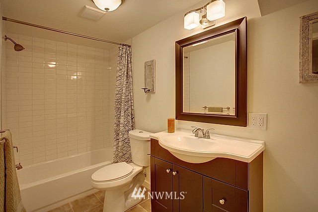 7534 20th Avenue Southwest Seattle, WA 98106 - Photo 10 of 15 Gallery Image 10