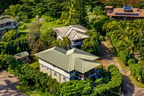 $2,795,000 | 5-7097 Kuhio Highway, Hanalei, HI 96714
