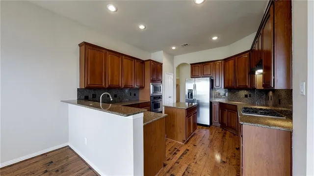 $3,950 | 7136 Playa, Grand Prairie, TX 75054