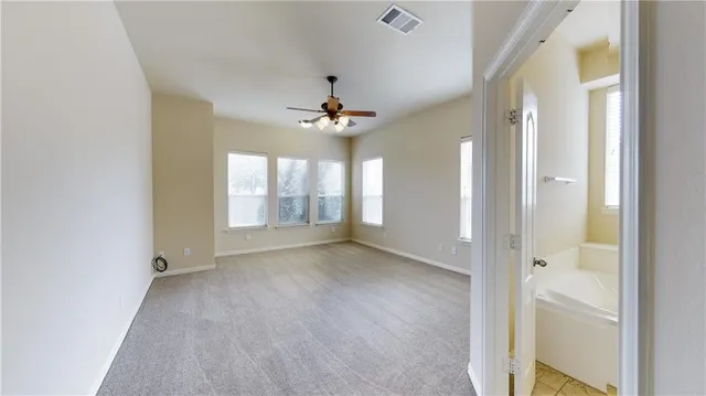 $3,950 | 7136 Playa, Grand Prairie, TX 75054