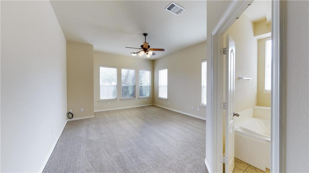 7136 Playa Grand Prairie, TX 75054 - Photo 26 of 36 a view of an empty room with a window