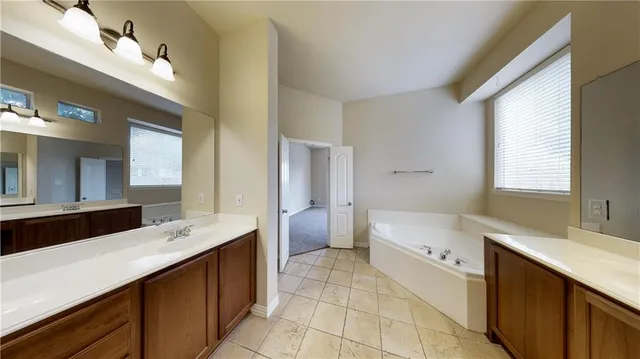 $3,950 | 7136 Playa, Grand Prairie, TX 75054