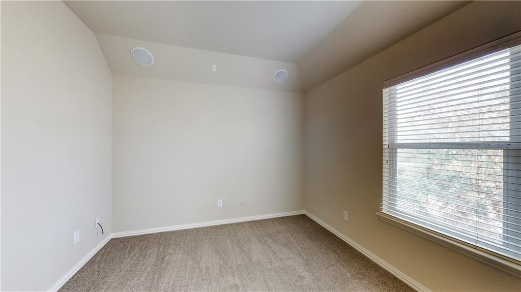7136 Playa Grand Prairie, TX 75054 - Photo 35 of 36 a view of an empty room with a window