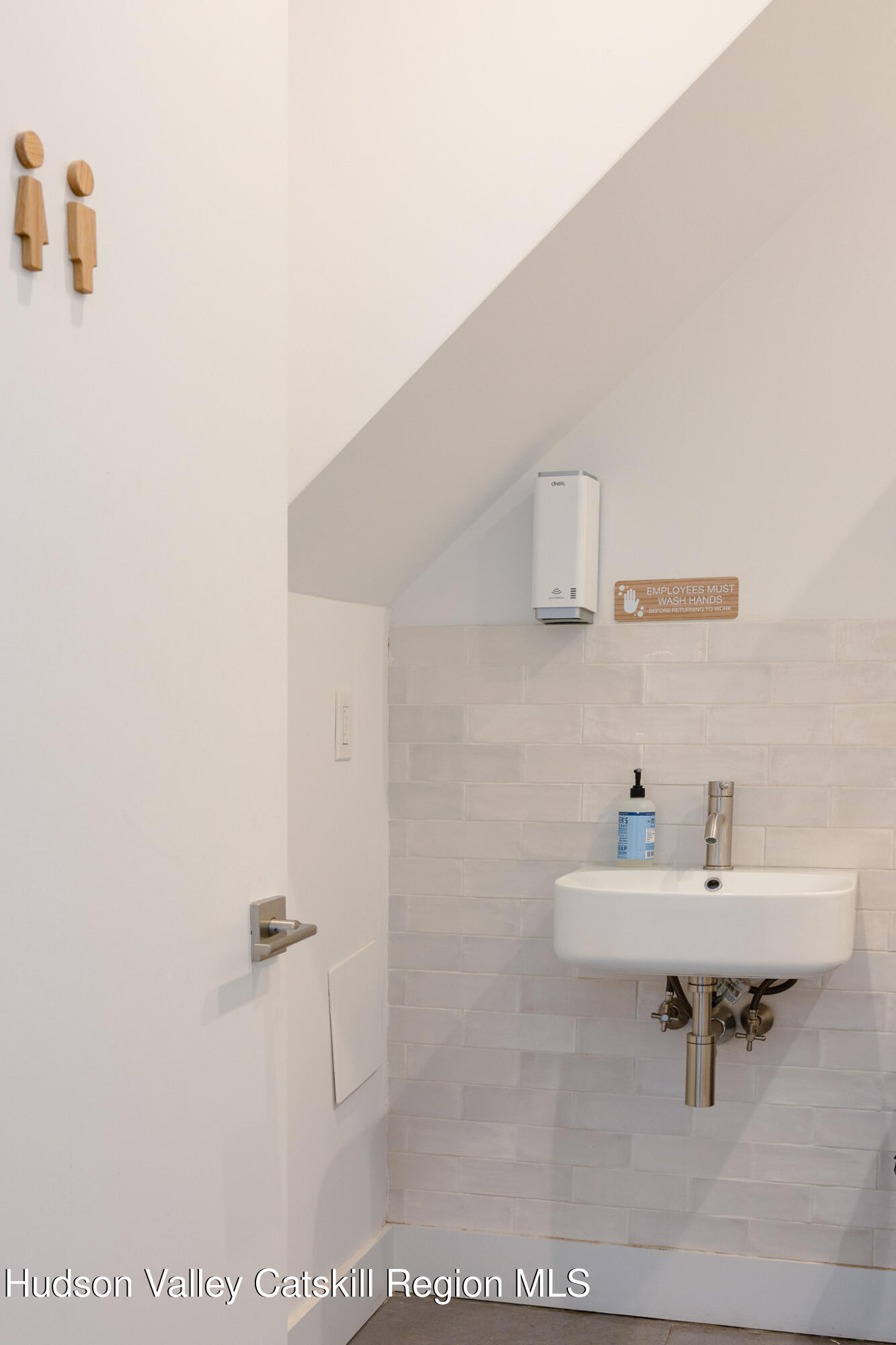 320 Main Street Middleburgh, NY 12122 - Photo 9 of 29 a bathroom with a sink toilet and mirror