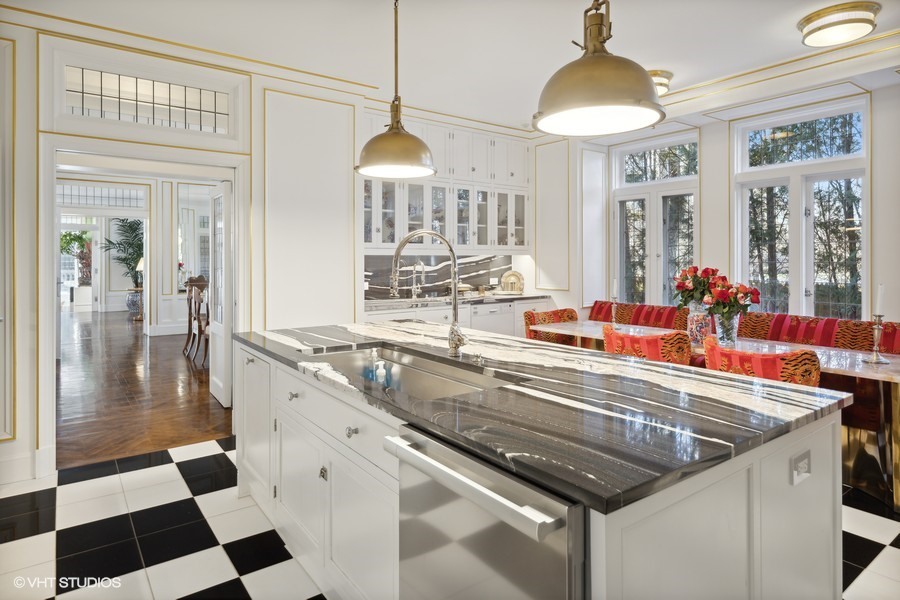 919 Hill Road Winnetka, IL 60093 - Photo 11 of 55