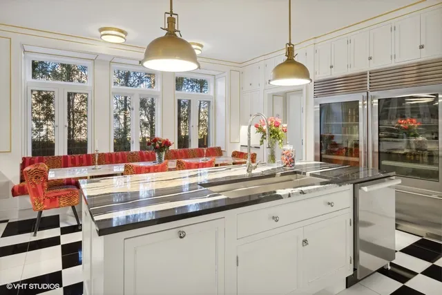 $50,000 | 919 Hill Road, Winnetka, IL 60093