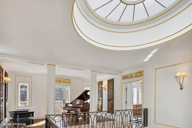 $50,000 | 919 Hill Road, Winnetka, IL 60093