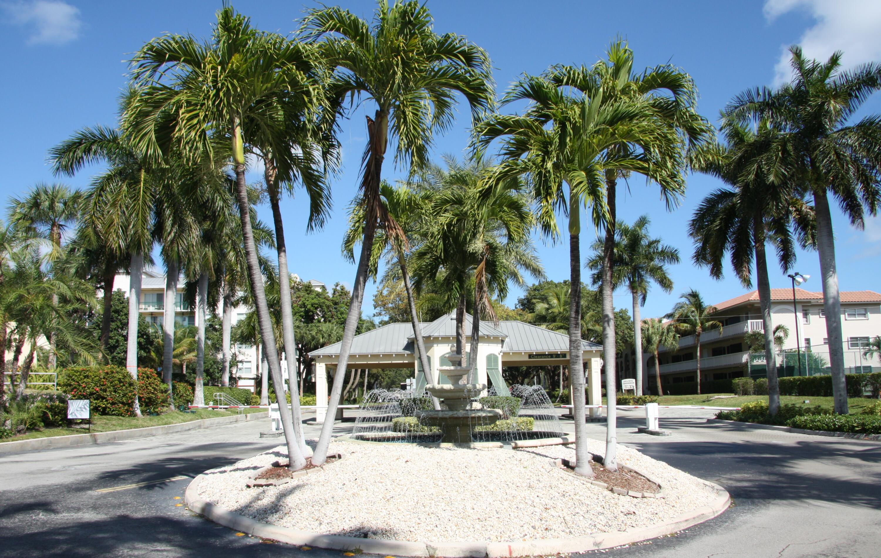 4 Royal Palm Way, Unit 504 Boca Raton, FL 33432 - Photo 21 of 25 Security Entrance
