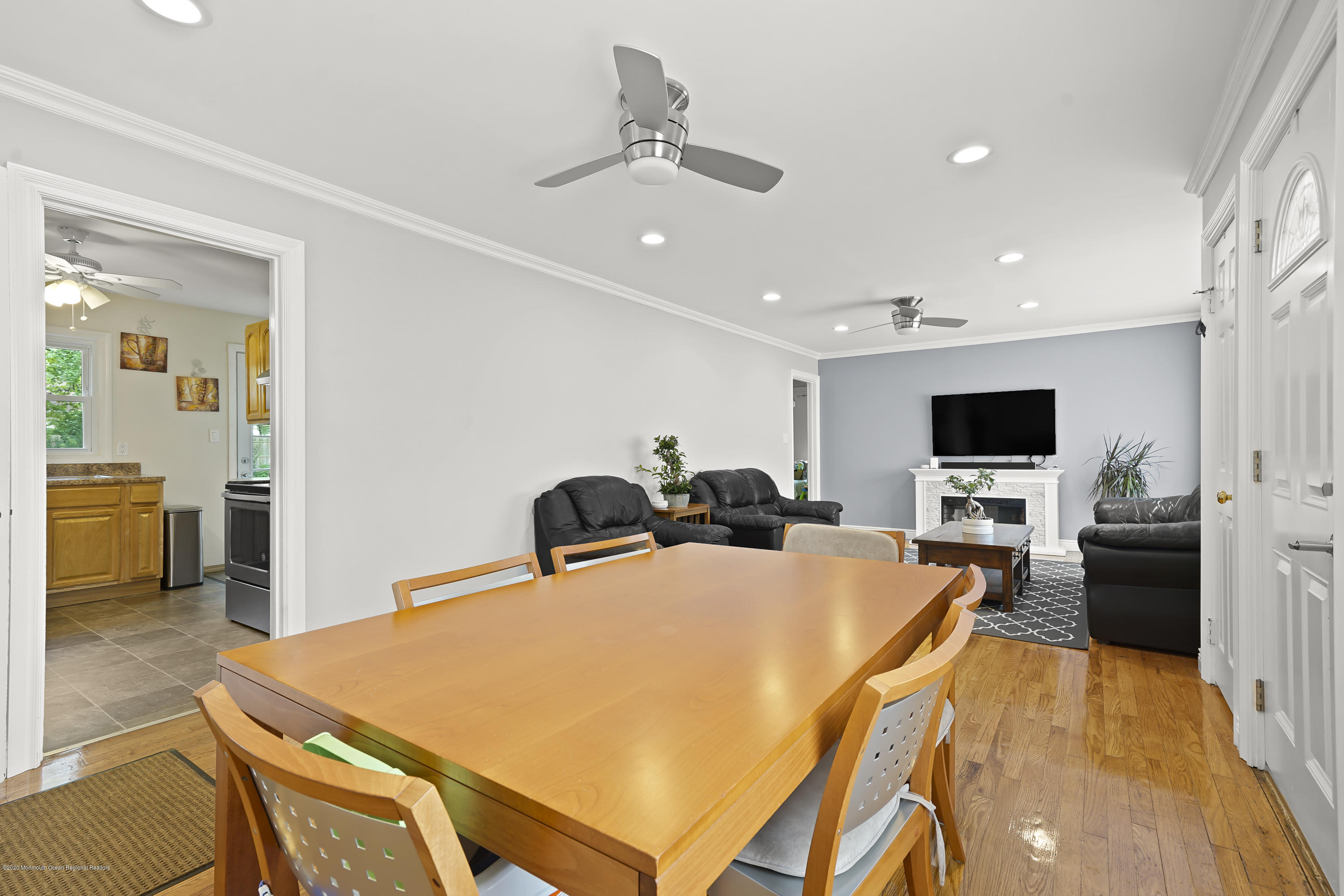 114 Bethany Road Hazlet, NJ 07730 - Photo 10 of 34 DSC08289
