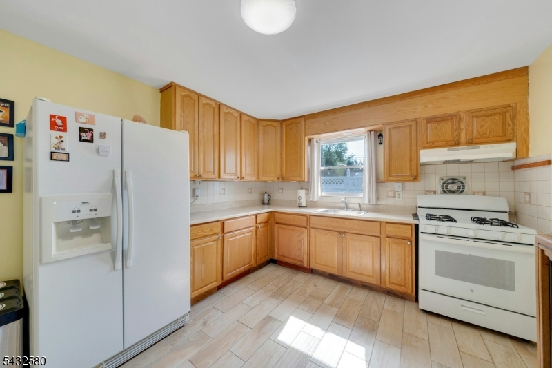 2657 Spruce Street Union, NJ 07083 - Photo 27 of 44