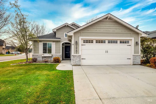 $584,900 | 10201 West Lakeland Drive, Garden City, ID 83714