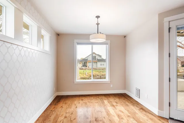 $584,900 | 10201 West Lakeland Drive, Garden City, ID 83714