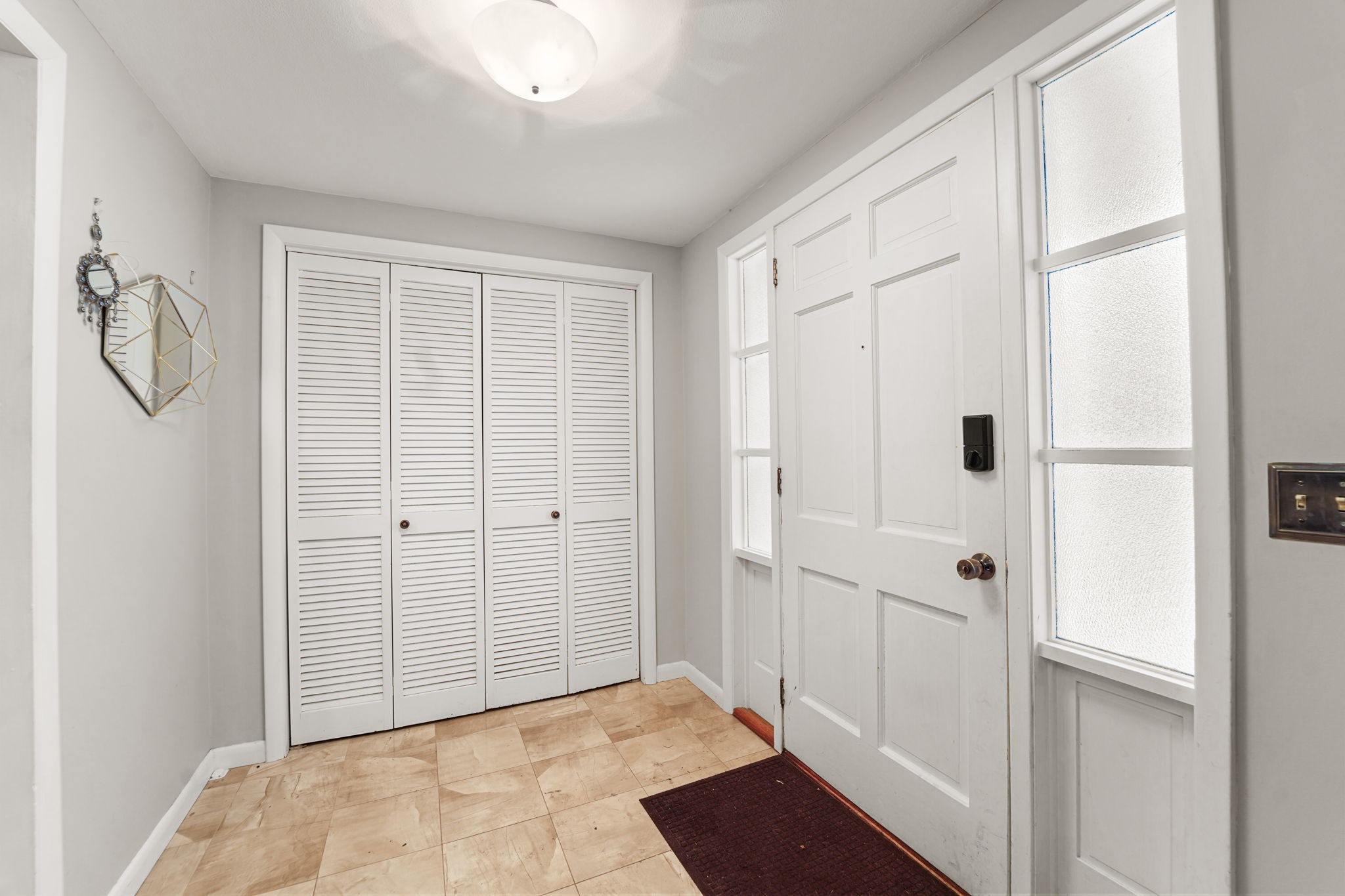 708 Murray Hill Road Vestal, NY 13850 - Photo 4 of 46