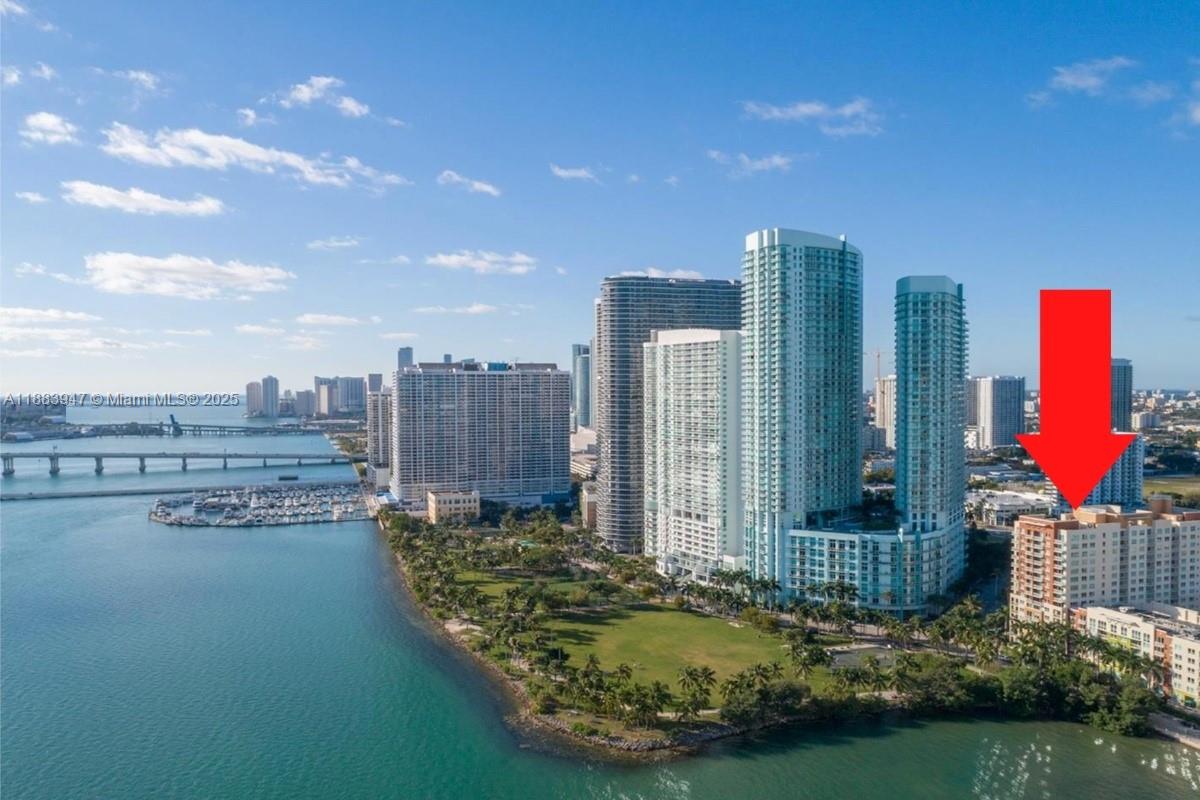 2000 North Bayshore Drive, Unit 1105 Miami, FL 33137 - Photo 4 of 29 a view of a city