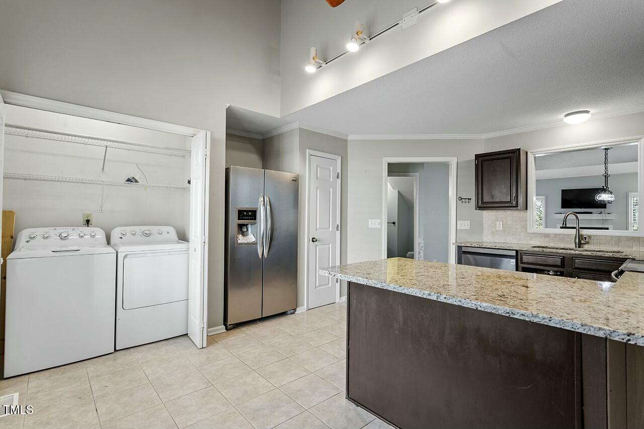 1436 Mahonia Court Raleigh, NC 27615 - Photo 14 of 34 kitchen