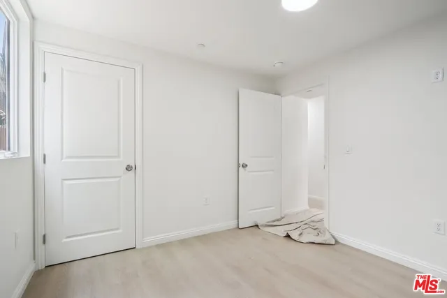 $978,800 | 1675 East 111th Street, Los Angeles, CA 90059