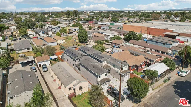 $978,800 | 1675 East 111th Street, Los Angeles, CA 90059