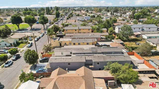 $978,800 | 1675 East 111th Street, Los Angeles, CA 90059