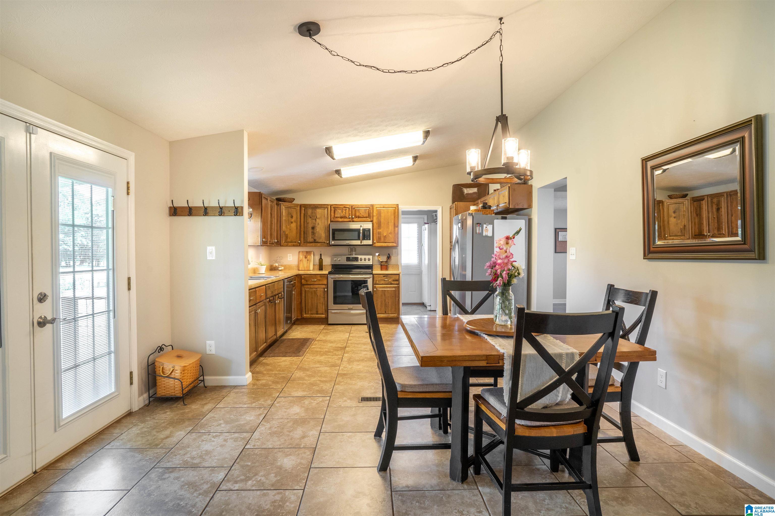 3960 Matt Smith Road Gadsden, AL 35907 - Photo 7 of 29