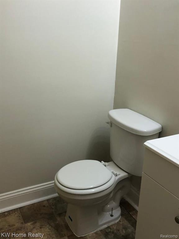21722 Greenview Road Southfield, MI 48075 - Photo 10 of 14