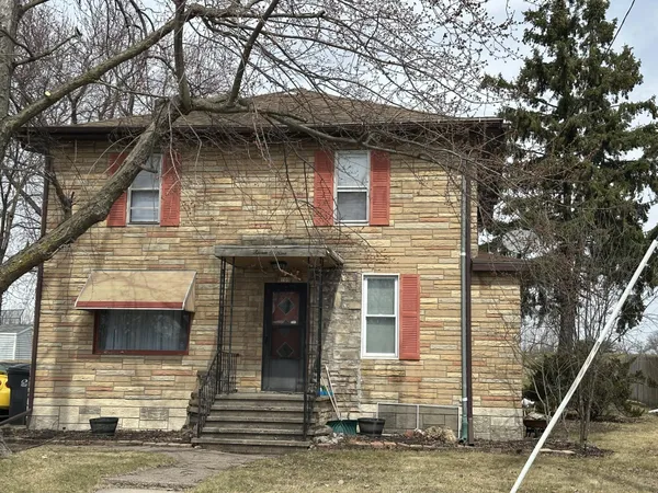 $170,000 | 709 East 2nd Street, Marshfield, WI 54449