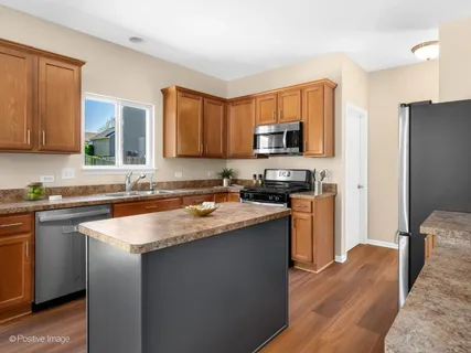 $429,900 | 1810 Wild Rose Trail, Joliet, IL 60431