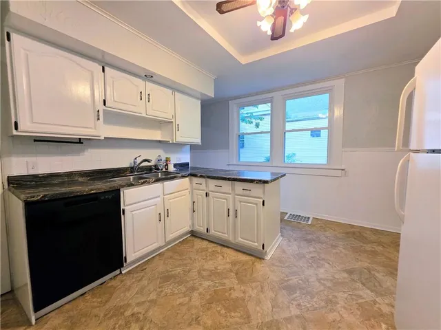 $150,000 | 2906 Lafayette Street, St. Joseph, MO 64507