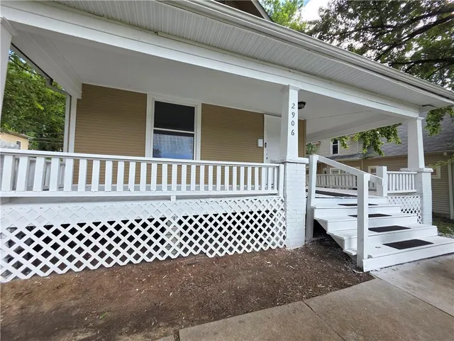 $150,000 | 2906 Lafayette Street, St. Joseph, MO 64507