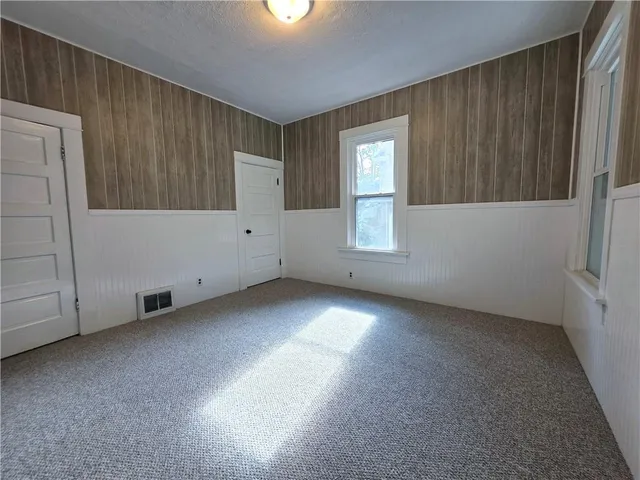 $150,000 | 2906 Lafayette Street, St. Joseph, MO 64507