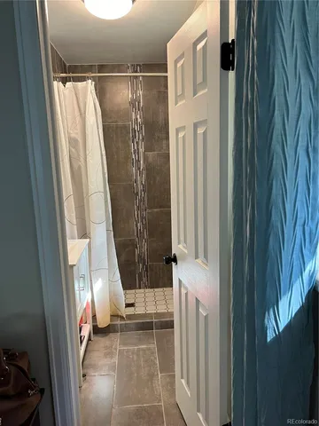 $3,850 | 2156 South Balsam Court, Lakewood, CO 80227