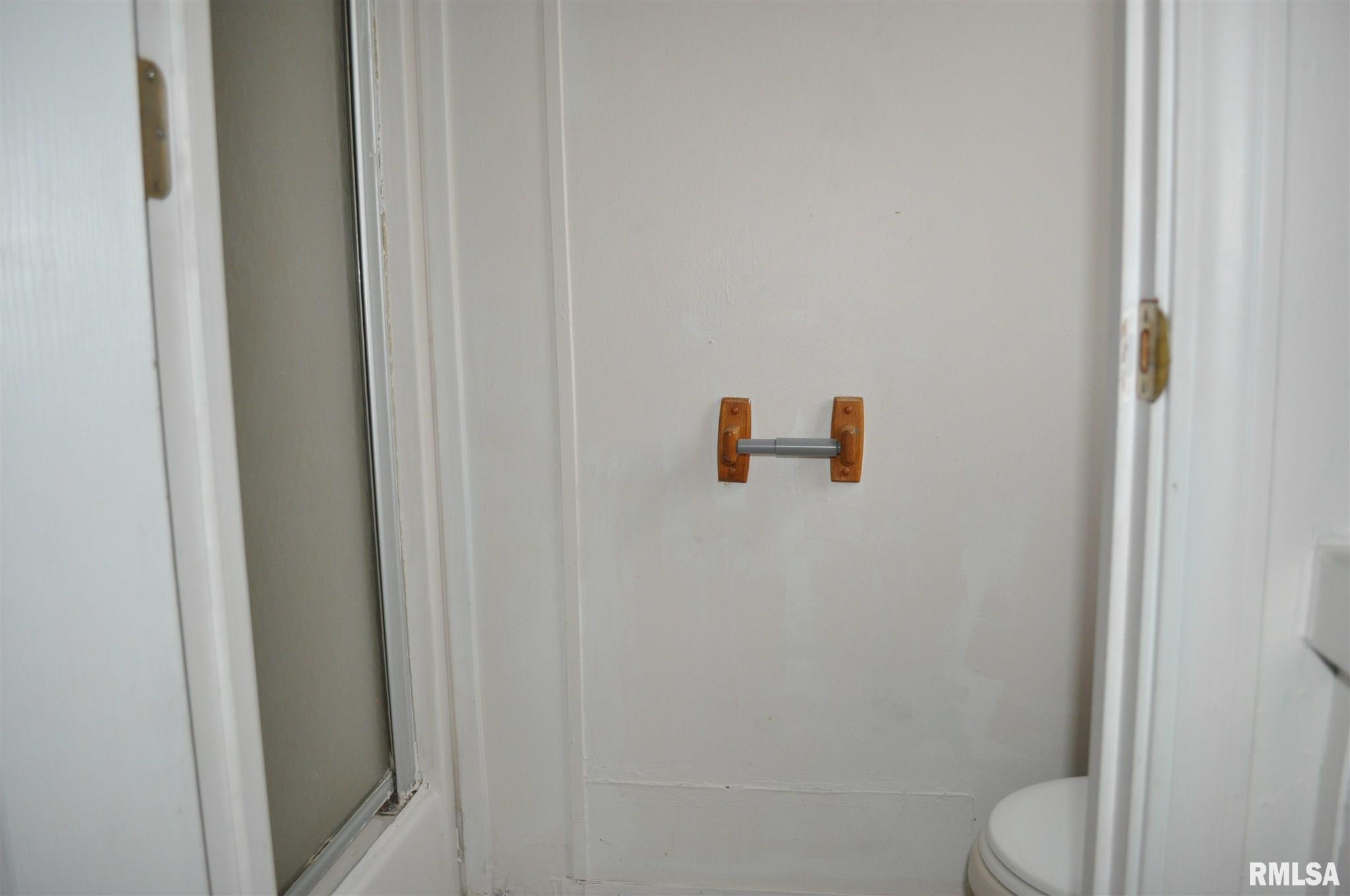 1000 Massey Road Eldorado, IL 62930 - Photo 25 of 28 Gallery Image 25
