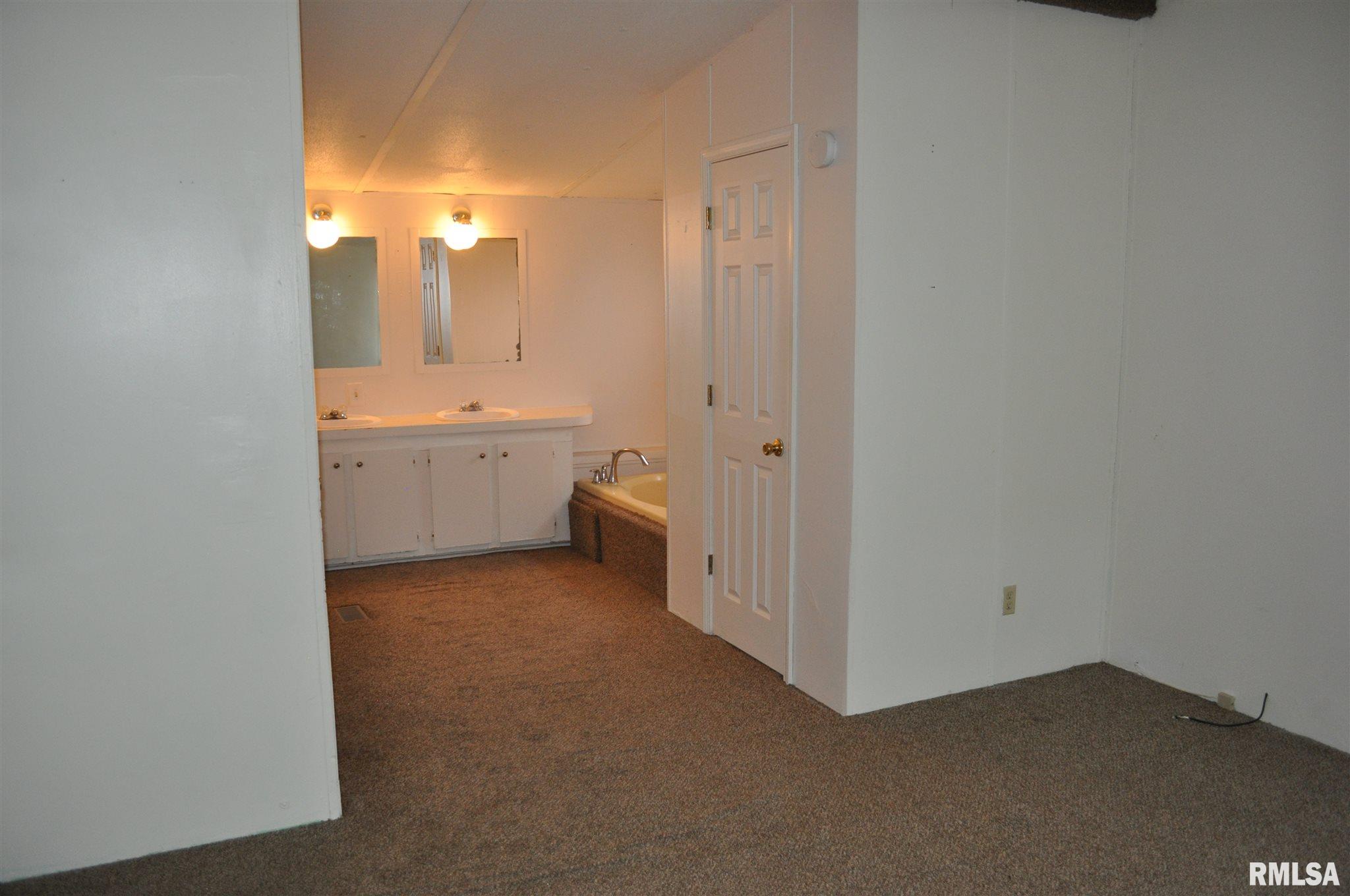 1000 Massey Road Eldorado, IL 62930 - Photo 27 of 28 Gallery Image 27