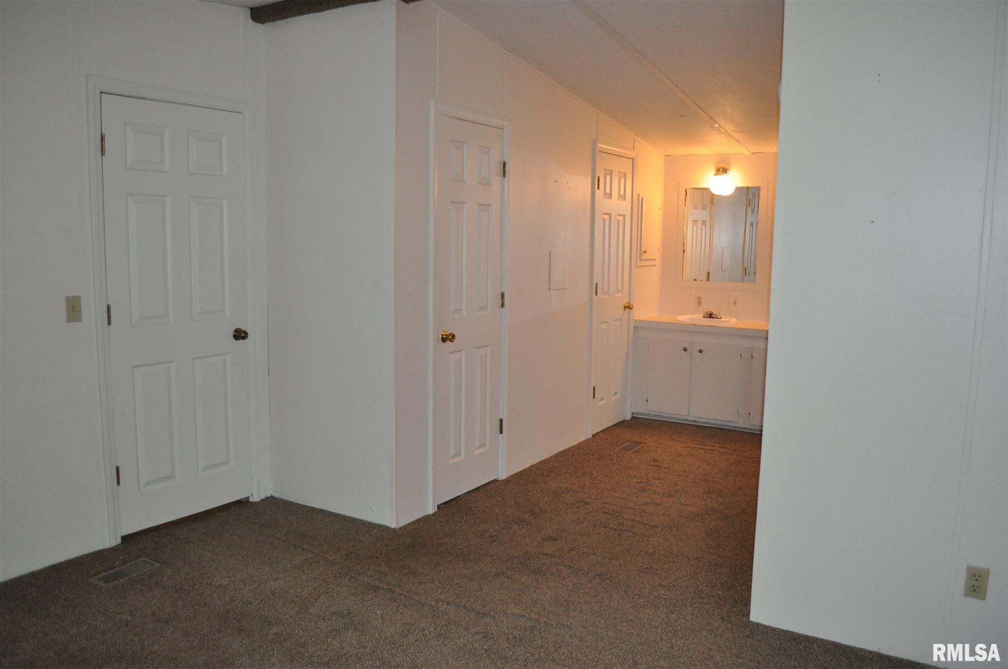 1000 Massey Road Eldorado, IL 62930 - Photo 28 of 28 Gallery Image 28