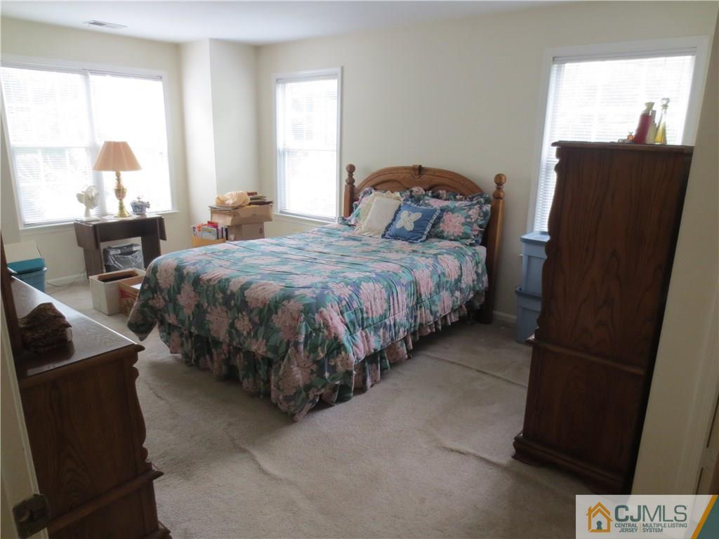 105 Raintree Court, Unit 105 Helmetta, NJ 08828 - Photo 6 of 16 Gallery Image 6