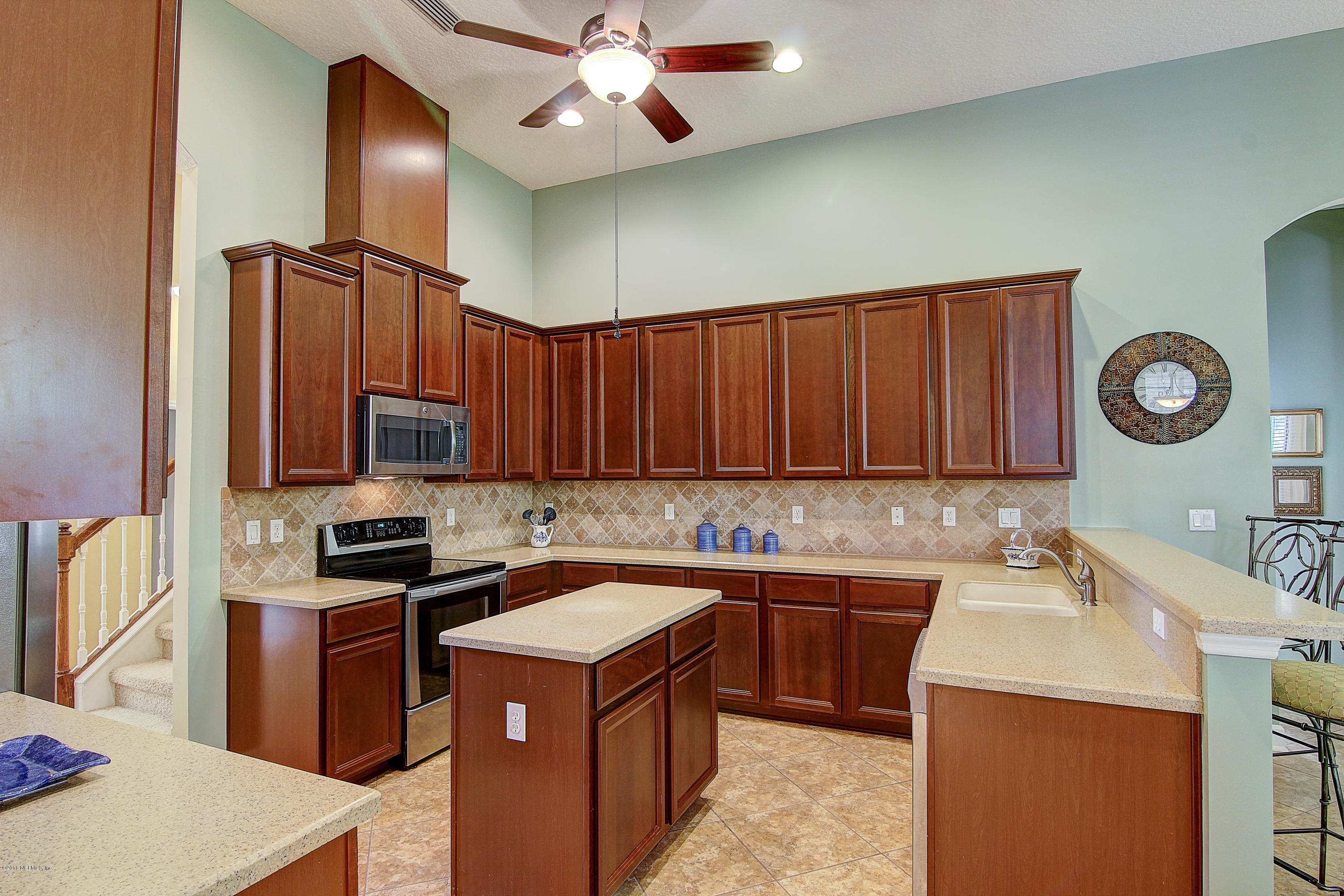 6019 Shadehill Road Jacksonville, FL 32258 - Photo 15 of 37 42" Cabs, Tile Backsplash