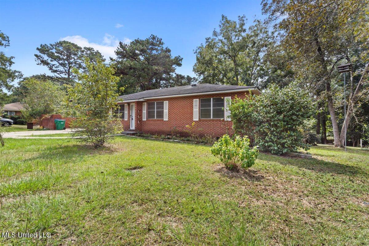 1104 Fairview Drive Waynesboro, MS 39367 - Photo 2 of 42 02-HJ0A0383