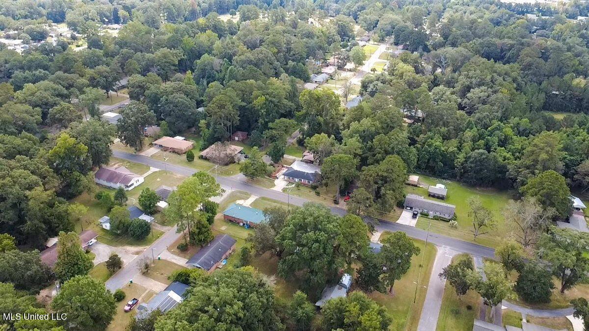 1104 Fairview Drive Waynesboro, MS 39367 - Photo 40 of 42 40-2025-09-24-11-12-09-700