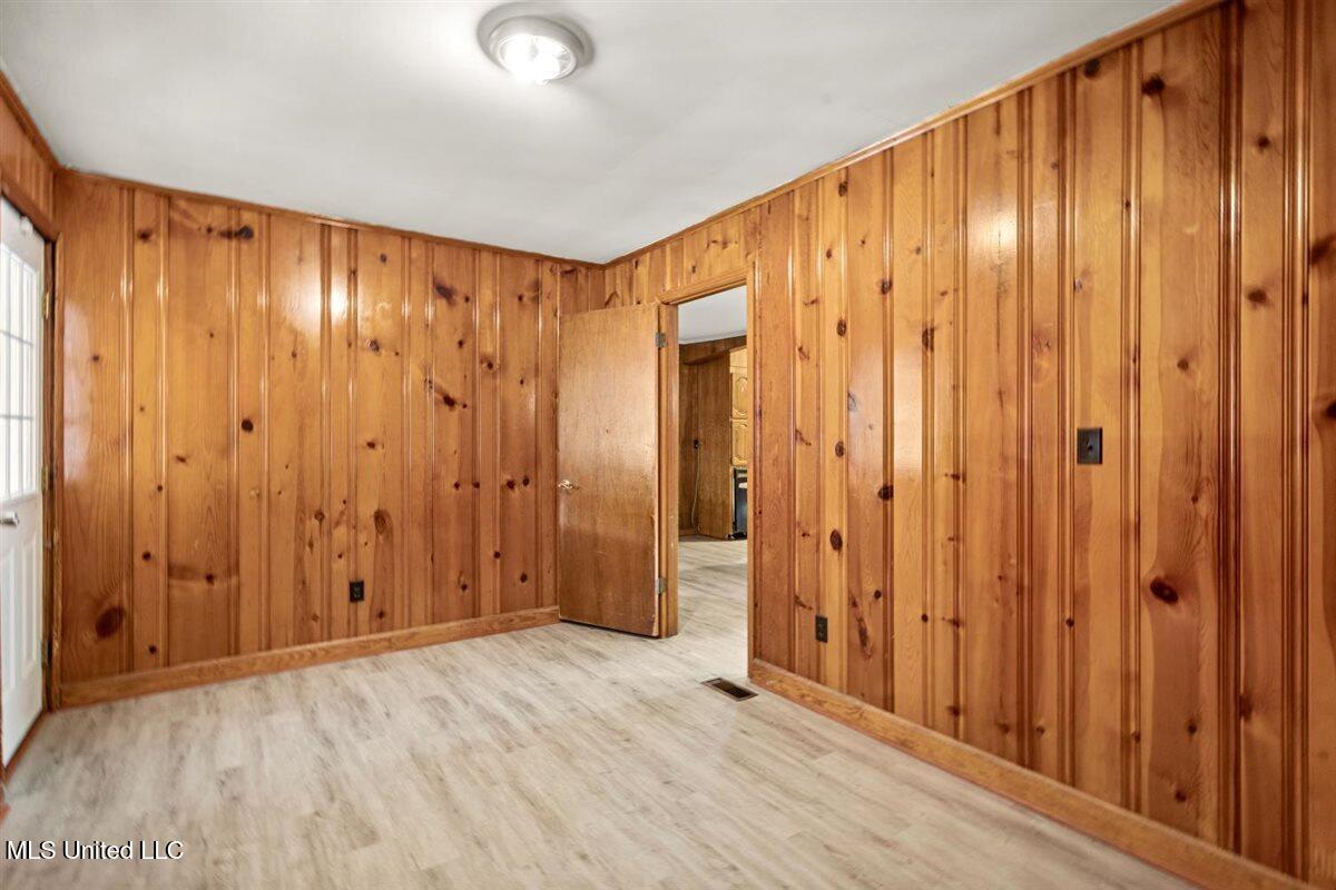 1104 Fairview Drive Waynesboro, MS 39367 - Photo 6 of 42 15-HJ0A0433