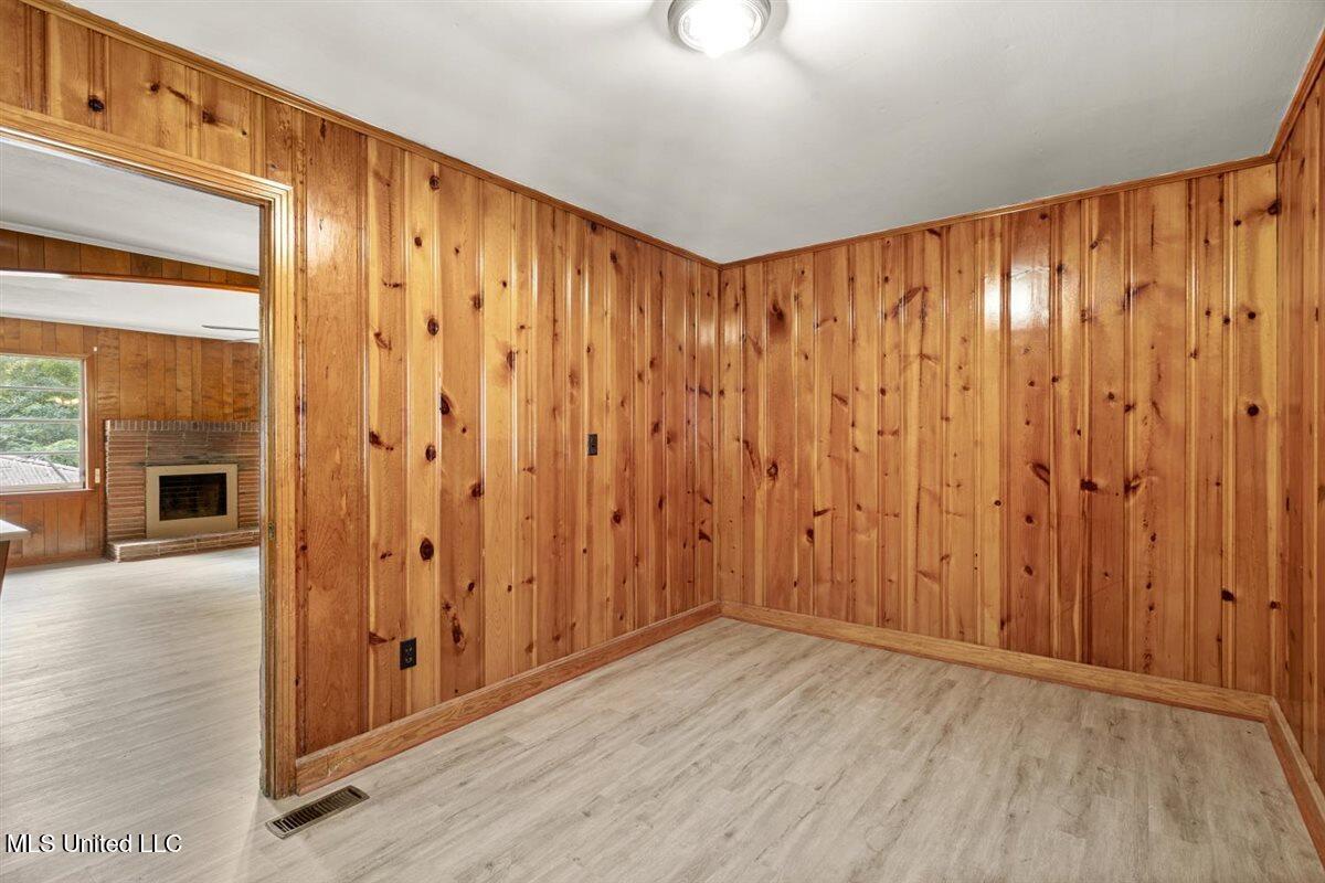 1104 Fairview Drive Waynesboro, MS 39367 - Photo 7 of 42 14-HJ0A0431