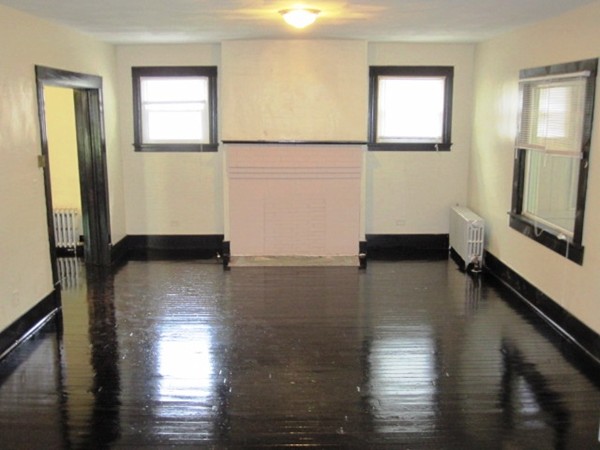 33 Lorimer Street Springfield, MA 01151 - Photo 6 of 12 Gallery Image 6