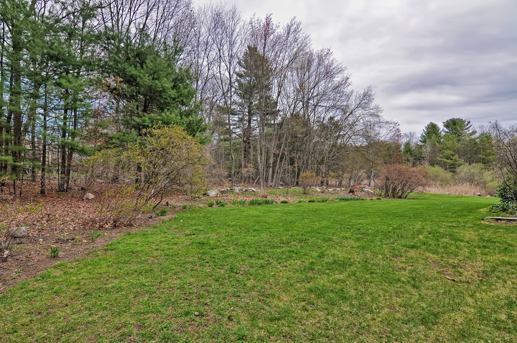 8 Stanley Road Medway, MA 02053 - Photo 27 of 29 Gallery Image 27