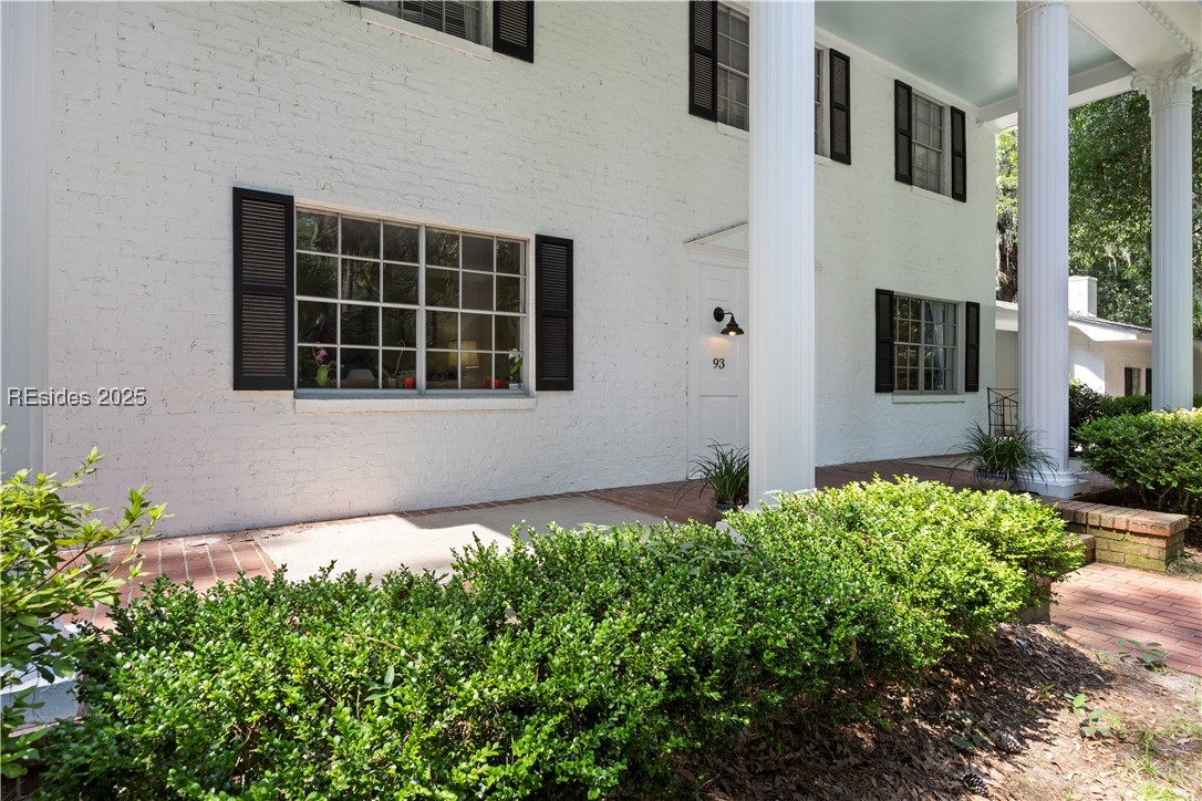 93 Myrtle Island Road Bluffton, SC 29910 - Photo 3 of 60